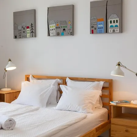 Jolara With Heated Pool Мимице