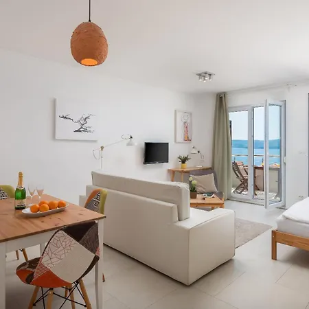 Jolara With Heated Pool Мимице