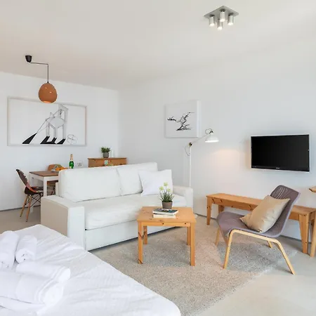 Jolara With Heated Pool