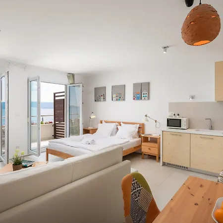 Apartment Jolara With Heated Pool